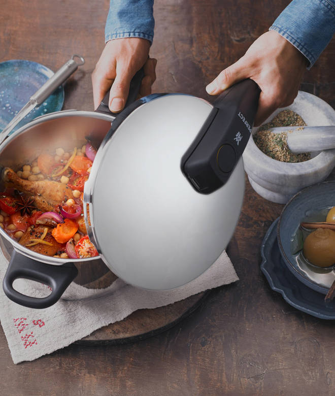 WMF pressure cookers  Vitamin-friendly and time-saving cooking